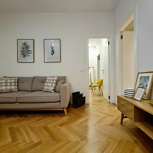 Serendipity - Duomo Апарт-отель