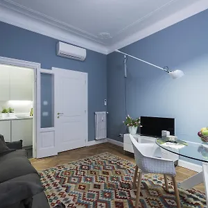 Apartamento Zebra Rosso, Milán