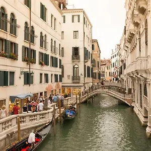  Apartamento In San Marco Square Italia